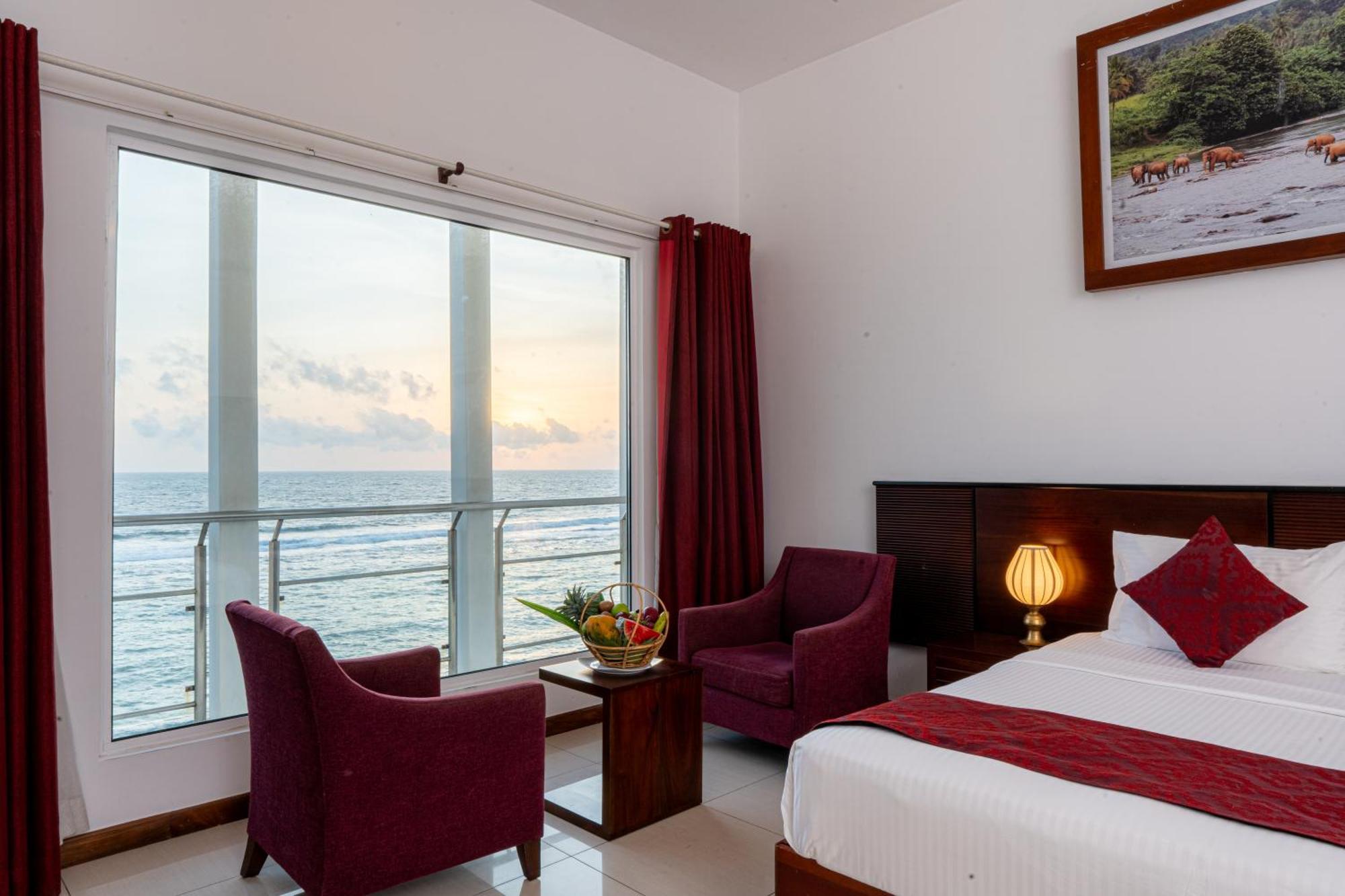 Deluxe Triple Room Sea View