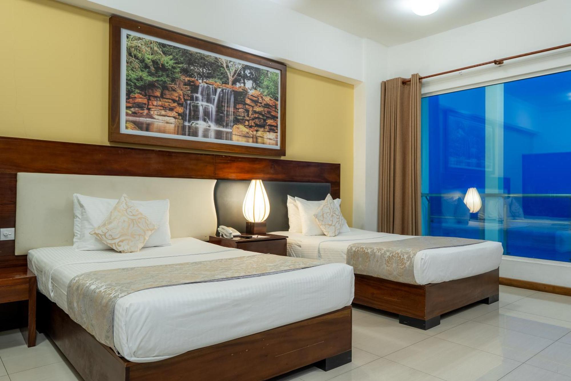 Deluxe Triple Room Sea View