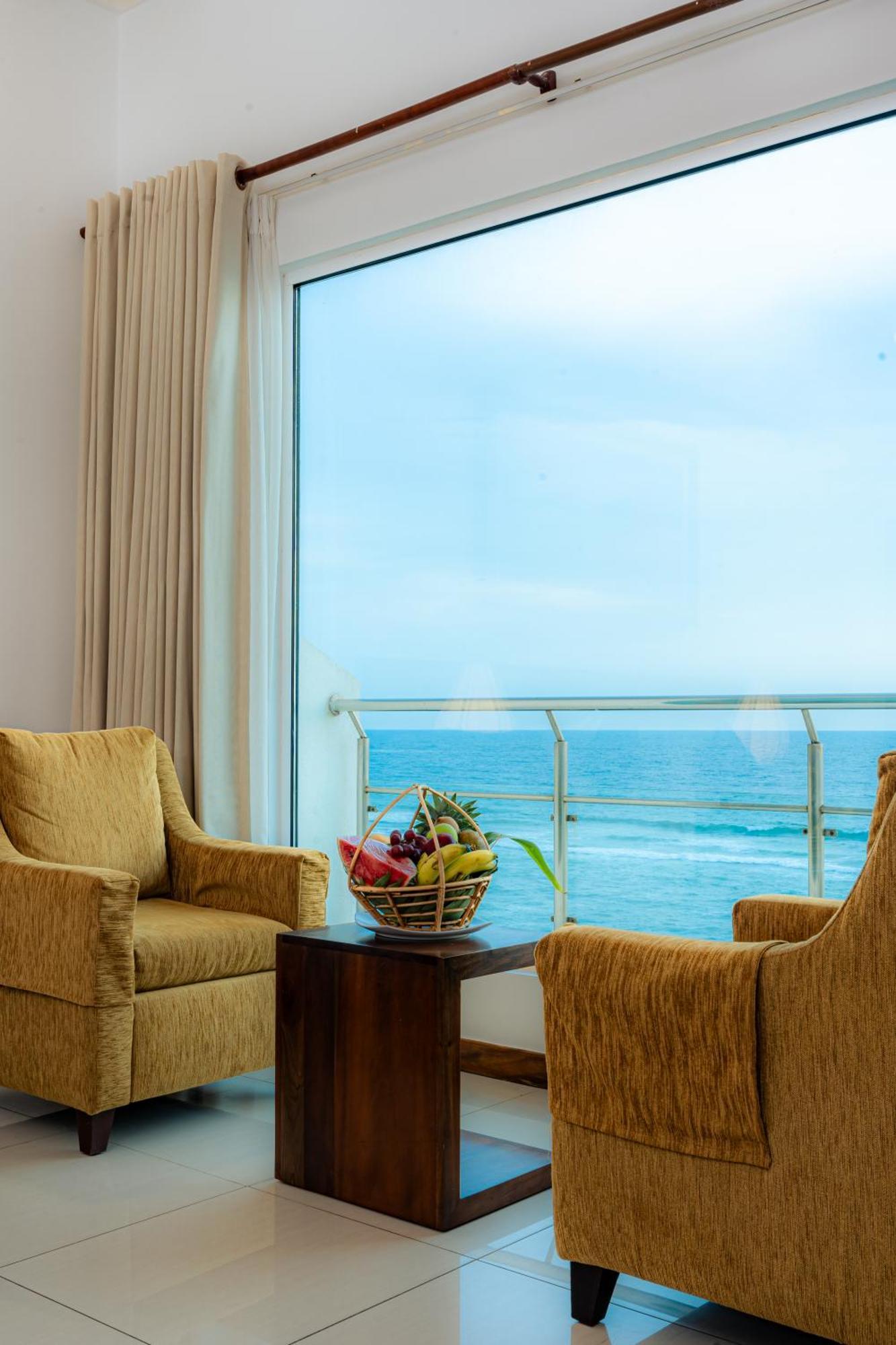 Deluxe Triple Room Sea View